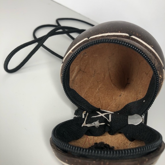 Handmade coconut bag - Picture 5 of 8